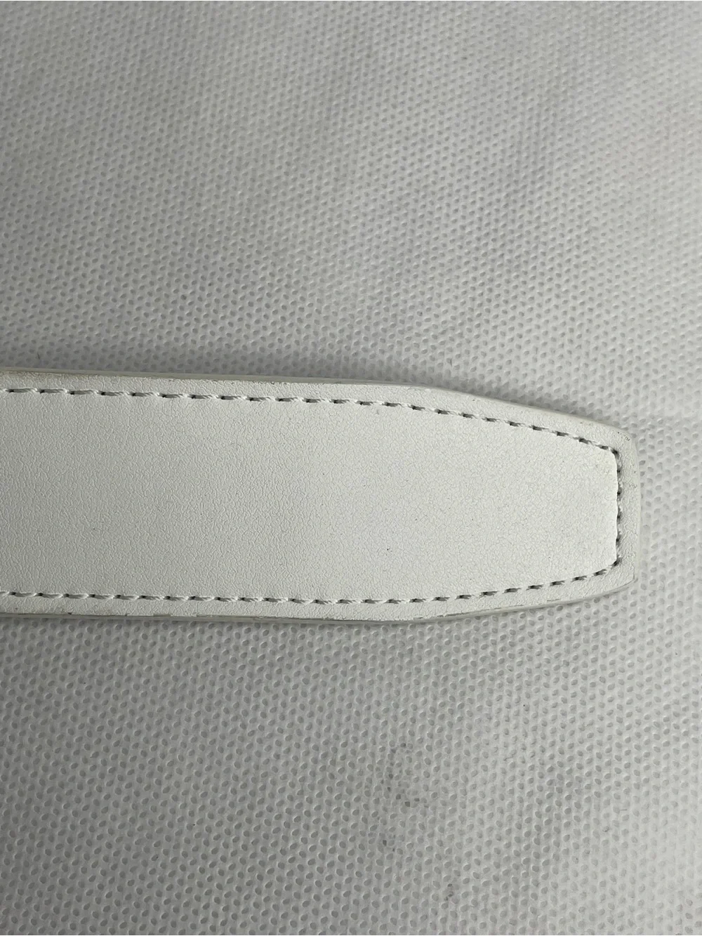 Nexbelt No Holes Ratchet Golf Belt Cut at 33” Grain Leather Mens White Metal Tan